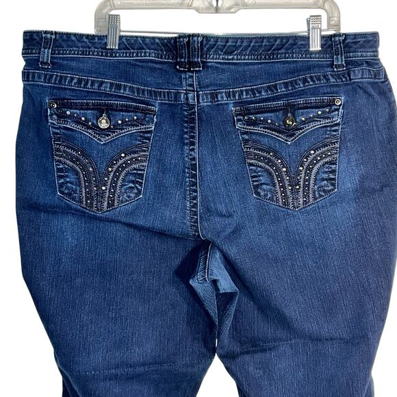 APT. 9 Women’s Plus Size 22W Bootcut Jeans – Dark Wash Embellished Pockets - Picture 4 of 7